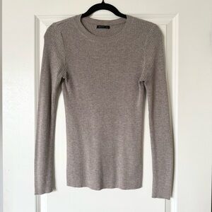 Motif Women's Classic Slim Ribbed Sweater